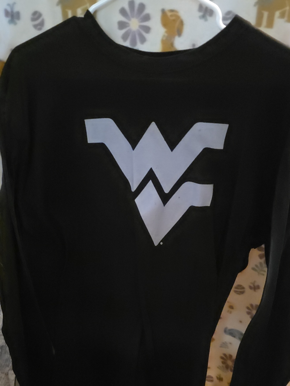 Fanatics Black Long-Sleeve Tee with White WV Graphic